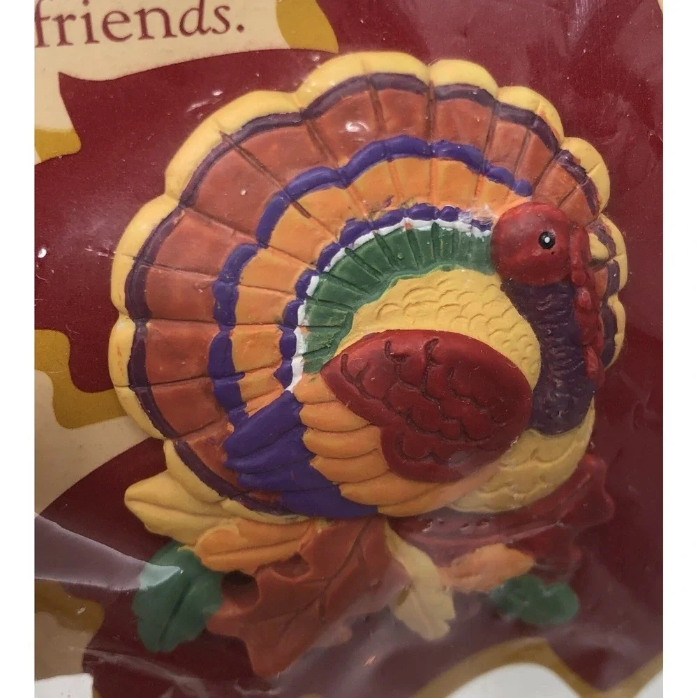 Vintage Thanksgiving Tom Turkey Pin Brooch Plastic Fall Festive Autumn, NEW‎